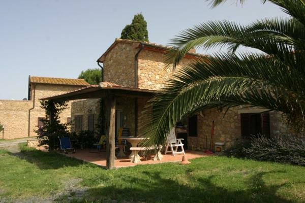 Agriturismo Il Poggio Casale Marittimo Bagian luar foto